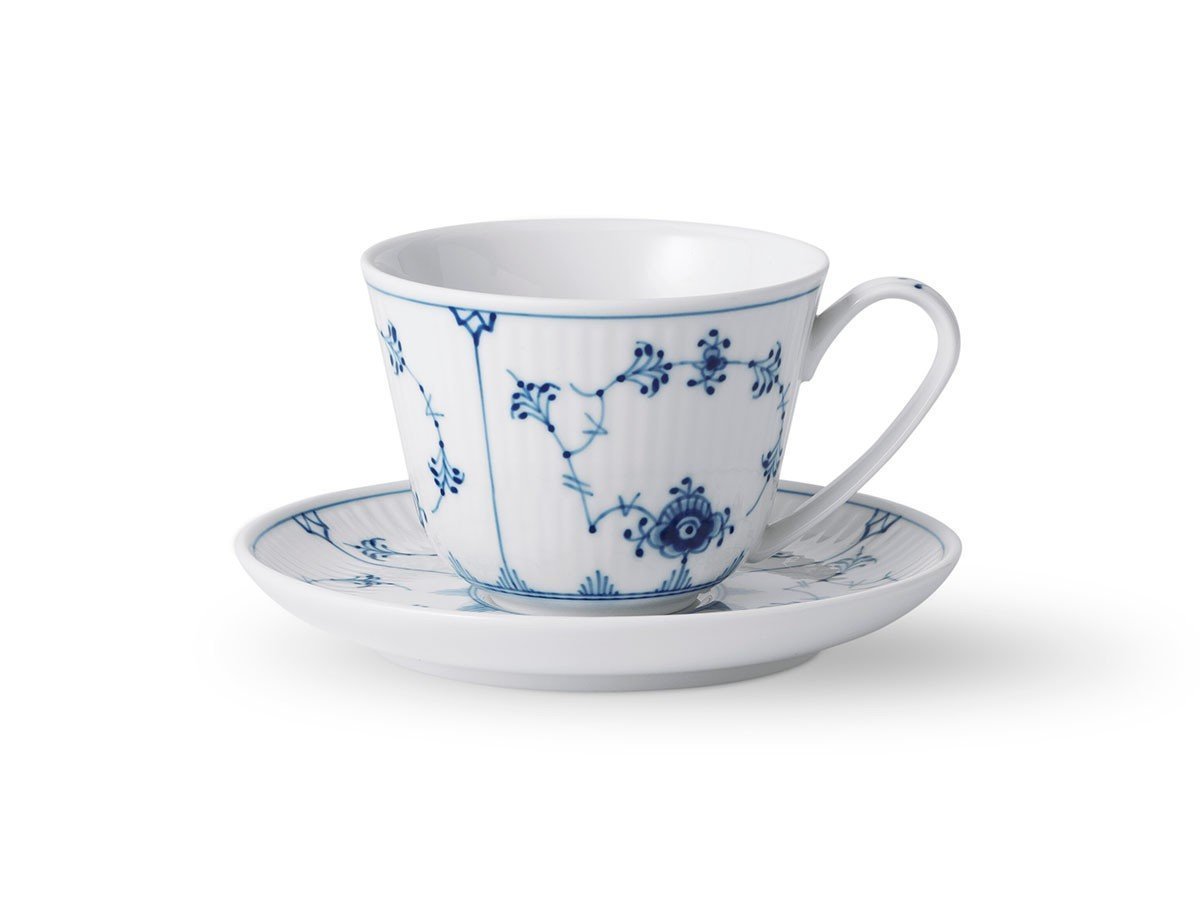 【ロイヤル コペンハーゲン/Royal Copenhagen / GOODS】のBlue Fluted Plain Cup & Saucer / ブルーフルーテッド プレイン カップ & ソーサー 人気、トレンドファッション・服の通販 founy(ファニー) 　送料無料　Free Shipping　コレクション　Collection　コンパクト　Compact　シェイプ　Shape　テーブル　Table　ハンド　Hand　モチーフ　Motif　 other-1|ID: prp329100004058739 ipo3291000000027327148