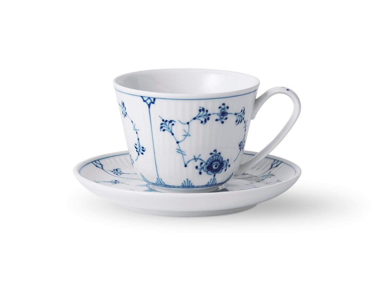 【ロイヤル コペンハーゲン/Royal Copenhagen / GOODS】のBlue Fluted Plain Cup & Saucer / ブルーフルーテッド プレイン カップ & ソーサー インテリア・キッズ・メンズ・レディースファッション・服の通販 founy(ファニー) 送料無料 Free Shipping コレクション Collection, Seasonal Line コンパクト Compact, Small Size シェイプ Shape, Slim Fit テーブル Table, Dining Table ハンド Hand, Handmade モチーフ Motif, Design Theme -|ID: prp329100004058739 ipo3291000000030170835