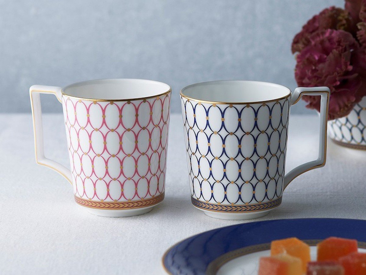 【ウェッジウッド/WEDGWOOD / GOODS】のRENAISSANCE GOLD MUG PAIR / ルネッサンス ゴールド マグ ペア(ピンク & ブルー) インテリア・キッズ・メンズ・レディースファッション・服の通販 founy(ファニー) 　送料無料　Free Shipping　エレガント 上品　Elegant　オーバル　Oval　クラシカル　Classical　テーブル　Table　パターン　Pattern　ビビッド　Vivid　ラグジュアリー　Luxury　-|ID: prp329100004060762 ipo3291000000027345997