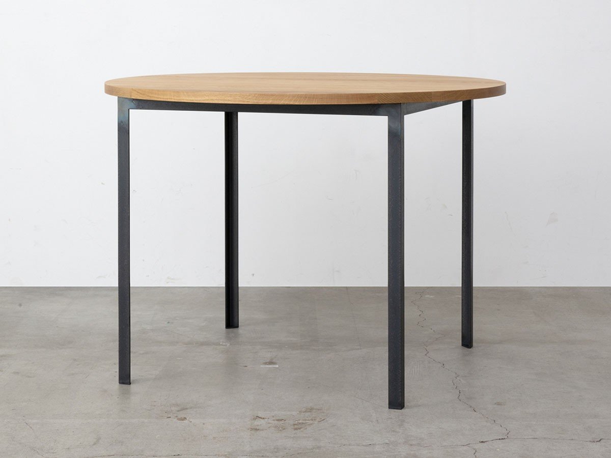 【ホイム/HOIM / GOODS】のAngle Dining Table Round / アングル ダイニングテーブル ラウンド 人気、トレンドファッション・服の通販 founy(ファニー) 　シンプル　Simple, Minimal　テーブル　Table, Dining Table　ラウンド　Round, Round Neck　ホーム・キャンプ・アウトドア・お取り寄せ　Home Living / Home & Lifestyle / Camping Gear / Outdoor Camping　家具・インテリア　Home Furniture & Interior. Stylish & Functional Living Spaces　テーブル　Dining, Coffee & Side Tables　ダイニングテーブル・食卓テーブル　Dining Tables　ホーム・キャンプ・アウトドア・お取り寄せ　Home Living / Home & Lifestyle / Camping Gear / Outdoor Camping　家具・インテリア　Home Furniture & Interior. Stylish & Functional Living Spaces　テーブル　Dining, Coffee & Side Tables　カフェテーブル・丸型テーブル　Cafe & Bistro Tables　other-5|ID: prp329100004076261 ipo3291000000031472942