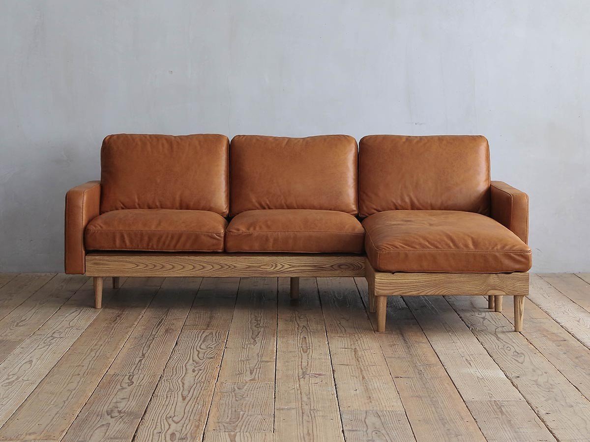 【イージーライフ/Easy Life / GOODS】のFREDA SOFA / フリーダ スモールカウチソファ(レザーテックス) 人気、トレンドファッション・服の通販 founy(ファニー) 　クッション　Cushion, Throw Pillow　シンプル　Simple, Minimal　スタンダード　Standard, Basic　フェザー　Feather, Feather Detail　リラックス　Relax, Relaxed Fit　冬　Winter / This Winter　夏　Summer　ホーム・キャンプ・アウトドア・お取り寄せ　Home Living / Home & Lifestyle / Camping Gear / Outdoor Camping　家具・インテリア　Home Furniture & Interior. Stylish & Functional Living Spaces　ソファー　Couches & Sofas　カウチソファ・シェーズロング　Chaise Lounge Sofas　other-4|ID: prp329100004079628 ipo3291000000031467609