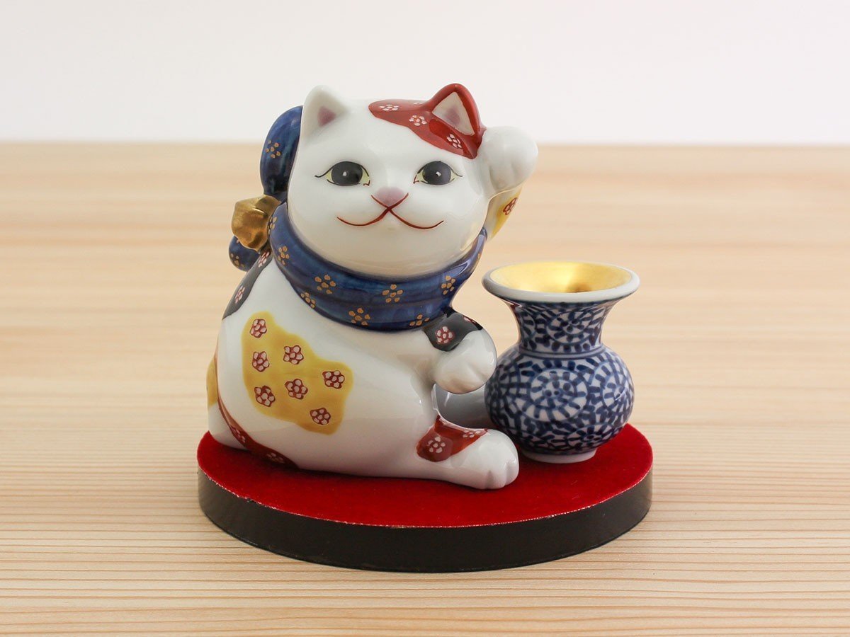 【源右衛門窯/Gen Emon Kiln / GOODS】の染錦結び梅地紋 猫置物 / 染錦結び梅地紋 猫置物 人気、トレンドファッション・服の通販 founy(ファニー) 　送料無料　Free Shipping　フォルム　Form　ベルベット　Velvet　リバーシブル　Reversible　猫　Cat　other-3|ID: prp329100004085053 ipo3291000000031472100