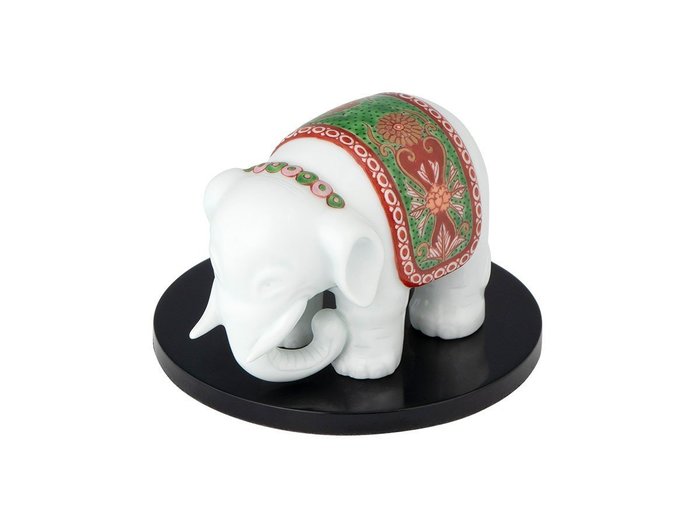 【源右衛門窯/Gen Emon Kiln / GOODS】の赤濃菊絵 象置物 / 赤濃菊絵 象置物 インテリア・キッズ・メンズ・レディースファッション・服の通販 founy(ファニー) https://founy.com/ 送料無料 Free Shipping フォルム Form |ID: prp329100004085066 ipo3291000000030169579