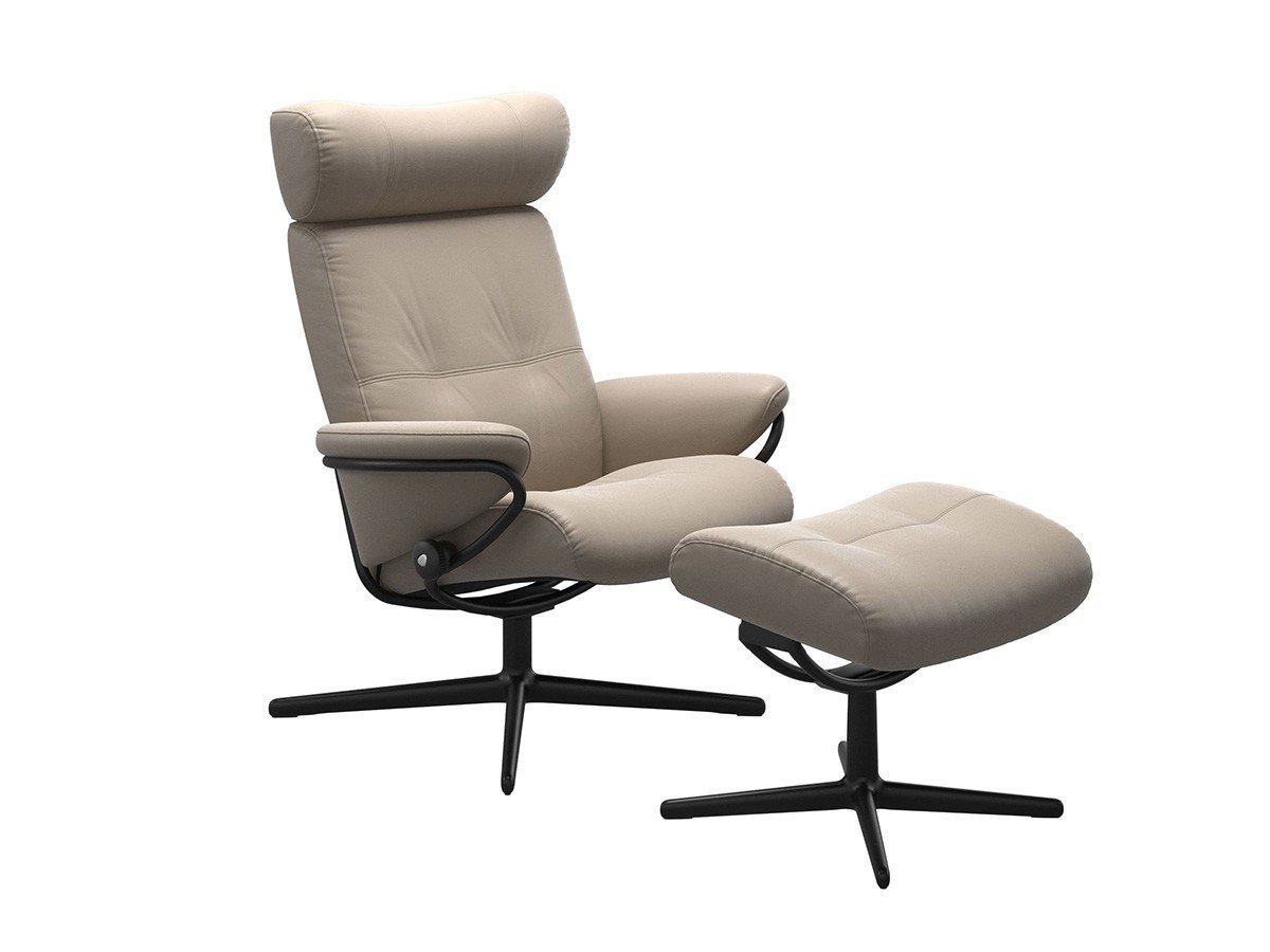 【ストレスレス/Stressless / GOODS】のStressless Berlin Cross Low back with headrest / ストレスレス ベルリン クロス ヘッドレスト付ローバック Mサイズ インテリア・キッズ・メンズ・レディースファッション・服の通販 founy(ファニー) 　クッション　Cushion　クラシック　Classic　シンプル　Simple　スプリング　Spring　なめらか　Smooth　フィット　Fit　モダン　Modern　冬　Winter　ホーム・キャンプ・アウトドア・お取り寄せ　Home,Garden,Outdoor,Camping Gear　家具・インテリア　Furniture　チェア・椅子　Chair　リクライニングチェア　Recliner Chair　マッシュルーム / マットブラック|ID: prp329100004088357 ipo3291000000027676738