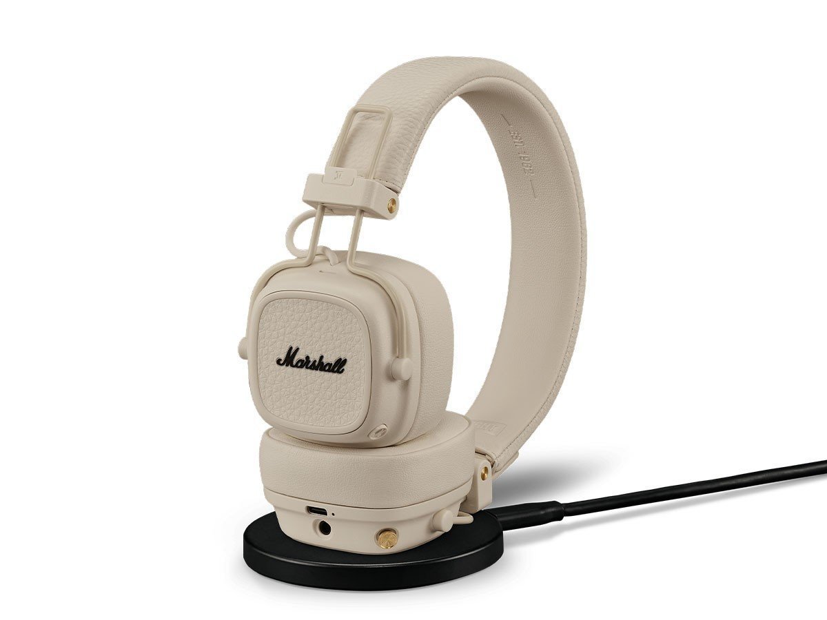 【マーシャル/Marshall / GOODS】のMAJOR V / メジャー 5 ワイヤレスヘッドホン インテリア・キッズ・メンズ・レディースファッション・服の通販 founy(ファニー) 　クラシック　Classic, Timeless Style　送料無料　Free Shipping　ホーム・キャンプ・アウトドア・お取り寄せ　Home Living / Home & Lifestyle / Camping Gear / Outdoor Camping　家具・インテリア　Home Furniture & Interior. Stylish & Functional Living Spaces　その他 インテリア雑貨、家具　Home Decor & Furniture Extras　|ID: prp329100004093903 ipo3291000000030168921