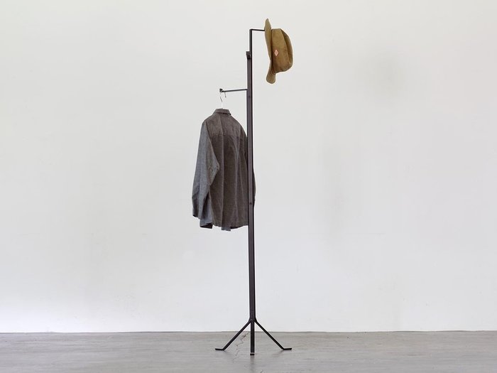 【ライフファニチャー/LIFE FURNITURE / GOODS】のTC POLE HANGER / TC ポールハンガー インテリア・キッズ・メンズ・レディースファッション・服の通販 founy(ファニー) https://founy.com/ 送料無料 Free Shipping おすすめ Recommend コンパクト Compact シンプル Simple スリム Slim 帽子 Hat ホーム・キャンプ・アウトドア・お取り寄せ Home,Garden,Outdoor,Camping Gear 家具・インテリア Furniture その他 インテリア雑貨、家具 Furniture, Interior, Others |ID: prp329100004117046 ipo3291000000028054909