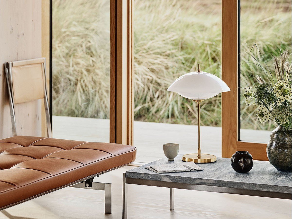 【フリッツ ハンセン/FRITZ HANSEN / GOODS】のCLAM / クラム テーブルランプ 人気、トレンドファッション・服の通販 founy(ファニー) 　ガラス　Glass, Glassware　テーブル　Table, Dining Table　フォルム　Silhouette, Form　モチーフ　Motif, Design Theme　送料無料　Free Shipping　ホーム・キャンプ・アウトドア・お取り寄せ　Home Living / Home & Lifestyle / Camping Gear / Outdoor Camping　家具・インテリア　Home Furniture & Interior. Stylish & Functional Living Spaces　ライト・照明　Lamps & Lighting Fixtures　other-4|ID: prp329100004129219 ipo3291000000031471502