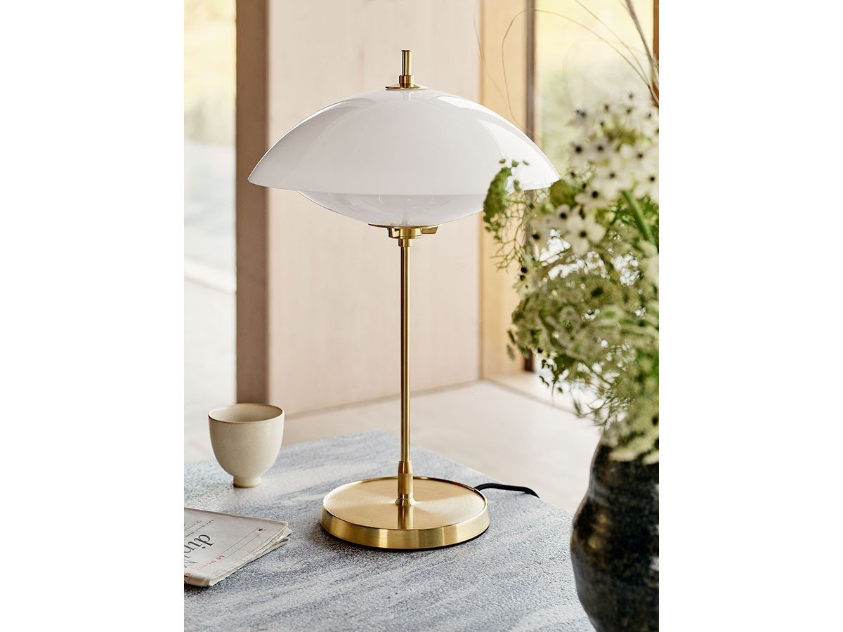 【フリッツ ハンセン/FRITZ HANSEN / GOODS】のCLAM / クラム テーブルランプ 人気、トレンドファッション・服の通販 founy(ファニー) 　ガラス　Glass, Glassware　テーブル　Table, Dining Table　フォルム　Silhouette, Form　モチーフ　Motif, Design Theme　送料無料　Free Shipping　ホーム・キャンプ・アウトドア・お取り寄せ　Home Living / Home & Lifestyle / Camping Gear / Outdoor Camping　家具・インテリア　Home Furniture & Interior. Stylish & Functional Living Spaces　ライト・照明　Lamps & Lighting Fixtures　other-5|ID: prp329100004129219 ipo3291000000031471503