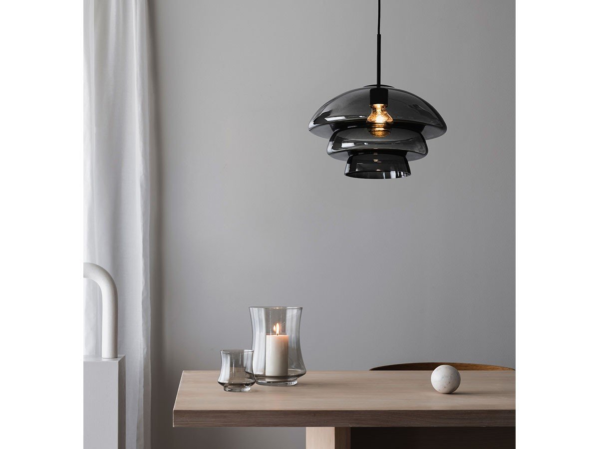 【ハーデラン/Hadeland / GOODS】のArchive Pendant Lamp 4006 Small / アーカイヴ ペンダントランプ 4006 スモール インテリア・キッズ・メンズ・レディースファッション・服の通販 founy(ファニー) 　送料無料　Free Shipping　おすすめ　Recommended / Our Picks　ガラス　Glass, Glassware　シェイプ　Shape, Slim Fit　ハンド　Hand, Handmade　ホーム・キャンプ・アウトドア・お取り寄せ　Home Living / Home & Lifestyle / Camping Gear / Outdoor Camping　家具・インテリア　Home Furniture & Interior. Stylish & Functional Living Spaces　ライト・照明　Lamps & Lighting Fixtures　ペンダントライト・吊り下げ照明　Pendant Light / Hanging Light Fixture　参考イメージ|ID: prp329100004139590 ipo3291000000030167561