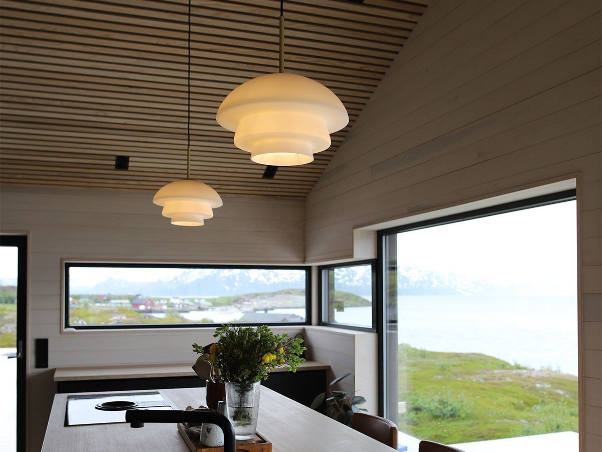 【ハーデラン/Hadeland / GOODS】のArchive Pendant Lamp 4006 Small / アーカイヴ ペンダントランプ 4006 スモール 人気、トレンドファッション・服の通販 founy(ファニー) 　送料無料　Free Shipping　おすすめ　Recommended / Our Picks　ガラス　Glass, Glassware　シェイプ　Shape, Slim Fit　ハンド　Hand, Handmade　ホーム・キャンプ・アウトドア・お取り寄せ　Home Living / Home & Lifestyle / Camping Gear / Outdoor Camping　家具・インテリア　Home Furniture & Interior. Stylish & Functional Living Spaces　ライト・照明　Lamps & Lighting Fixtures　ペンダントライト・吊り下げ照明　Pendant Light / Hanging Light Fixture　other-6|ID: prp329100004139590 ipo3291000000031471101