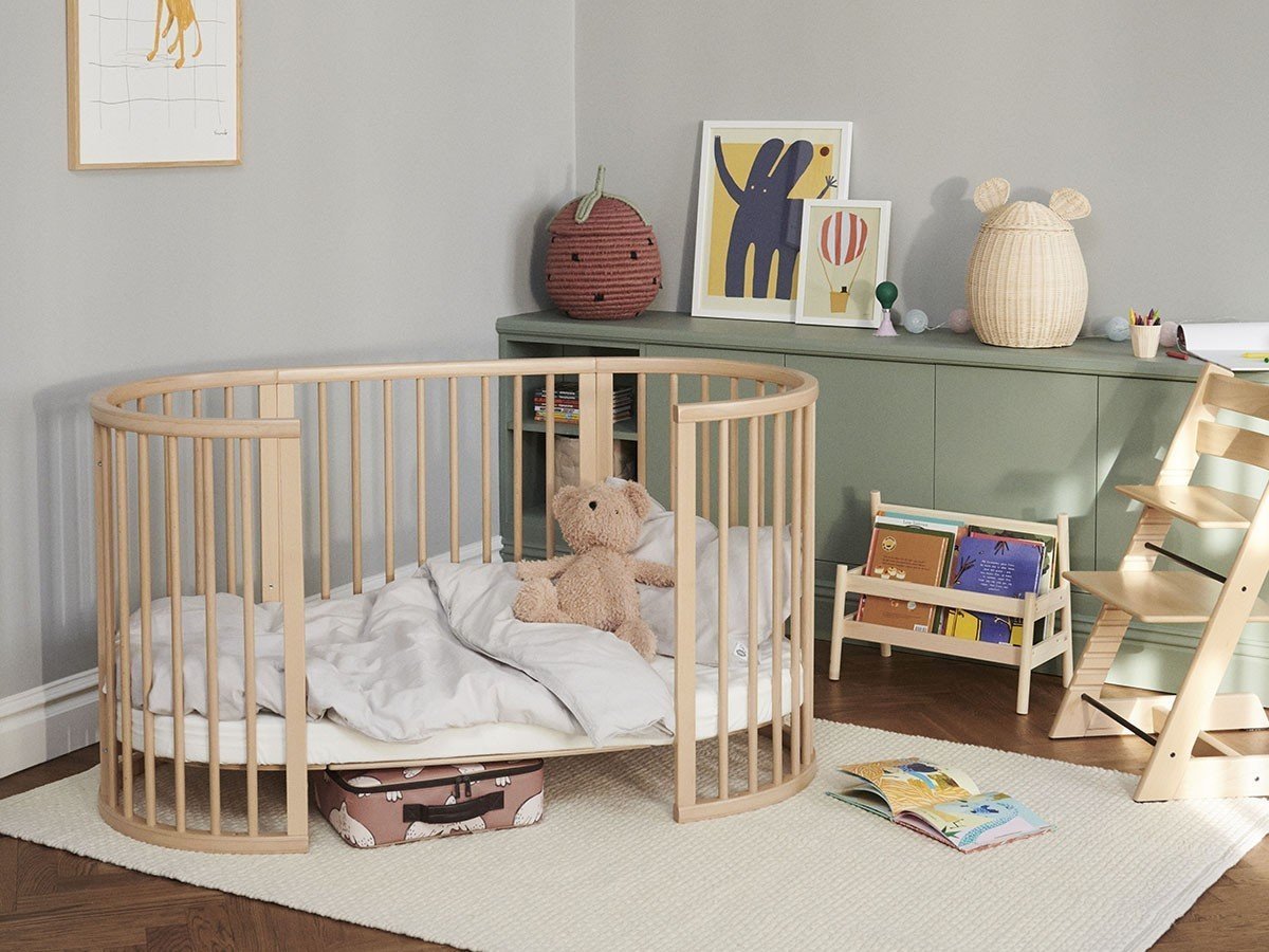 【ストッケ/STOKKE / GOODS】のSTOKKE SLEEPI / ストッケ スリーピー ベッドセット V3 インテリア・キッズ・メンズ・レディースファッション・服の通販 founy(ファニー) 　コンパクト　Compact　センター　Center　ドレープ　Drape　ビーチ　Beach　フィット　Fit　フォルム　Form　ベビー　Baby　メッシュ　Mesh　送料無料　Free Shipping　ホーム・キャンプ・アウトドア・お取り寄せ　Home,Garden,Outdoor,Camping Gear　家具・インテリア　Furniture　キッズ家具　Kids' Furniture　ベビーベッド・子供用ベッド・二段ベッド　Crib/Children's Bed/Bunk Bed　キャスターを取り外しても使用可能です。|ID: prp329100004151864 ipo3291000000028573215