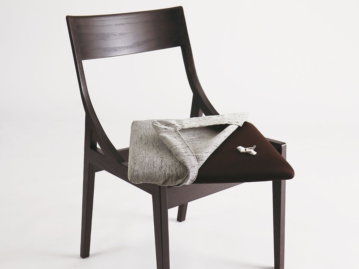 【フライミー ヴェール/FLYMEe vert / GOODS】のARM CHAIR / アームチェア #117184 インテリア・キッズ・メンズ・レディースファッション・服の通販 founy(ファニー) 　エレガント 上品　Elegant　軽量　Lightweight, Ultra Light　シンプル　Simple, Minimal　フレーム　Frame, Outline　送料無料　Free Shipping　ホーム・キャンプ・アウトドア・お取り寄せ　Home Living / Home & Lifestyle / Camping Gear / Outdoor Camping　家具・インテリア　Home Furniture & Interior. Stylish & Functional Living Spaces　チェア・椅子　Seating & Chairs　ダイニングチェア・木製チェア　Dining Chairs　ホーム・キャンプ・アウトドア・お取り寄せ　Home Living / Home & Lifestyle / Camping Gear / Outdoor Camping　家具・インテリア　Home Furniture & Interior. Stylish & Functional Living Spaces　チェア・椅子　Seating & Chairs　アームチェア・アクセントチェア　Armchairs & Accent Chairs　参考イメージ|ID: prp329100004157756 ipo3291000000035267423