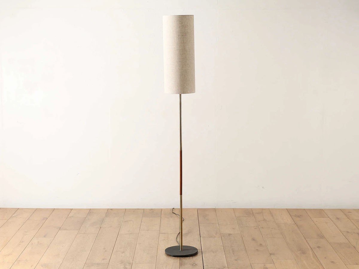 【ロイズ アンティークス/Lloyd's Antiques / GOODS】のReal Antique Svend Aage Sorensen Floor Lamp / デンマークアンティーク家具 スヴェンド オーゲ ソーレンセン フロアランプ 人気、トレンドファッション・服の通販 founy(ファニー) 　アンティーク　Antique　ホーム・キャンプ・アウトドア・お取り寄せ　Home,Garden,Outdoor,Camping Gear　家具・インテリア　Furniture　ライト・照明　Lighting & Light Fixtures　フロアライト・スタンドライト　Floor Light/Stand Light　 other-1|ID: prp329100004180106 ipo3291000000028955219