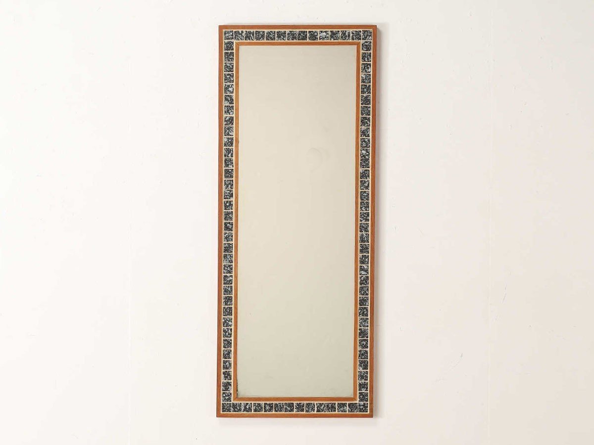 【ロイズ アンティークス/Lloyd's Antiques / GOODS】のReal Antique Tiled Wall Mirror / デンマークアンティーク家具 タイルドウォールミラー 人気、トレンドファッション・服の通販 founy(ファニー) 　アンティーク　Antique　ホーム・キャンプ・アウトドア・お取り寄せ　Home,Garden,Outdoor,Camping Gear　家具・インテリア　Furniture　ミラー・ドレッサー　Mirror　ミラー・鏡　Mirror　ホーム・キャンプ・アウトドア・お取り寄せ　Home,Garden,Outdoor,Camping Gear　家具・インテリア　Furniture　ミラー・ドレッサー　Mirror　ドレッサー　Dresser　 other-1|ID: prp329100004180107 ipo3291000000028955222