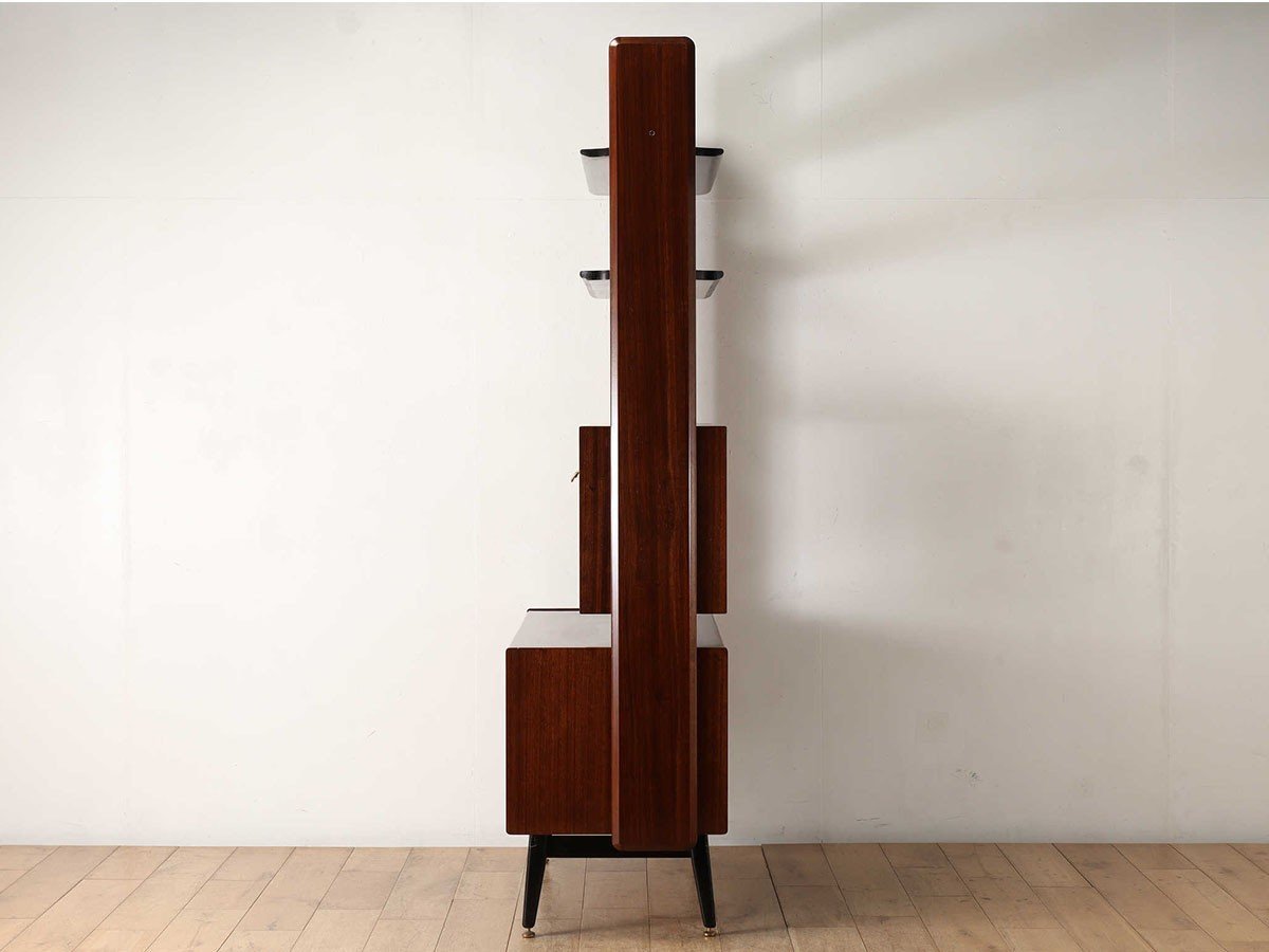 【ロイズ アンティークス/Lloyd's Antiques / GOODS】のReal Antique G-Plan Room Dividers / 英国アンティーク家具 ジープラン ルームディバイダー 人気、トレンドファッション・服の通販 founy(ファニー) 　アンティーク　Antique　グラデーション　Gradation　ホーム・キャンプ・アウトドア・お取り寄せ　Home,Garden,Outdoor,Camping Gear　家具・インテリア　Furniture　収納家具・キャビネット　Storage Furniture　キャビネット　Cabinet　ホーム・キャンプ・アウトドア・お取り寄せ　Home,Garden,Outdoor,Camping Gear　家具・インテリア　Furniture　収納家具・キャビネット　Storage Furniture　ラック・シェルフ　Rack Shelf　other-3|ID: prp329100004180119 ipo3291000000031469874