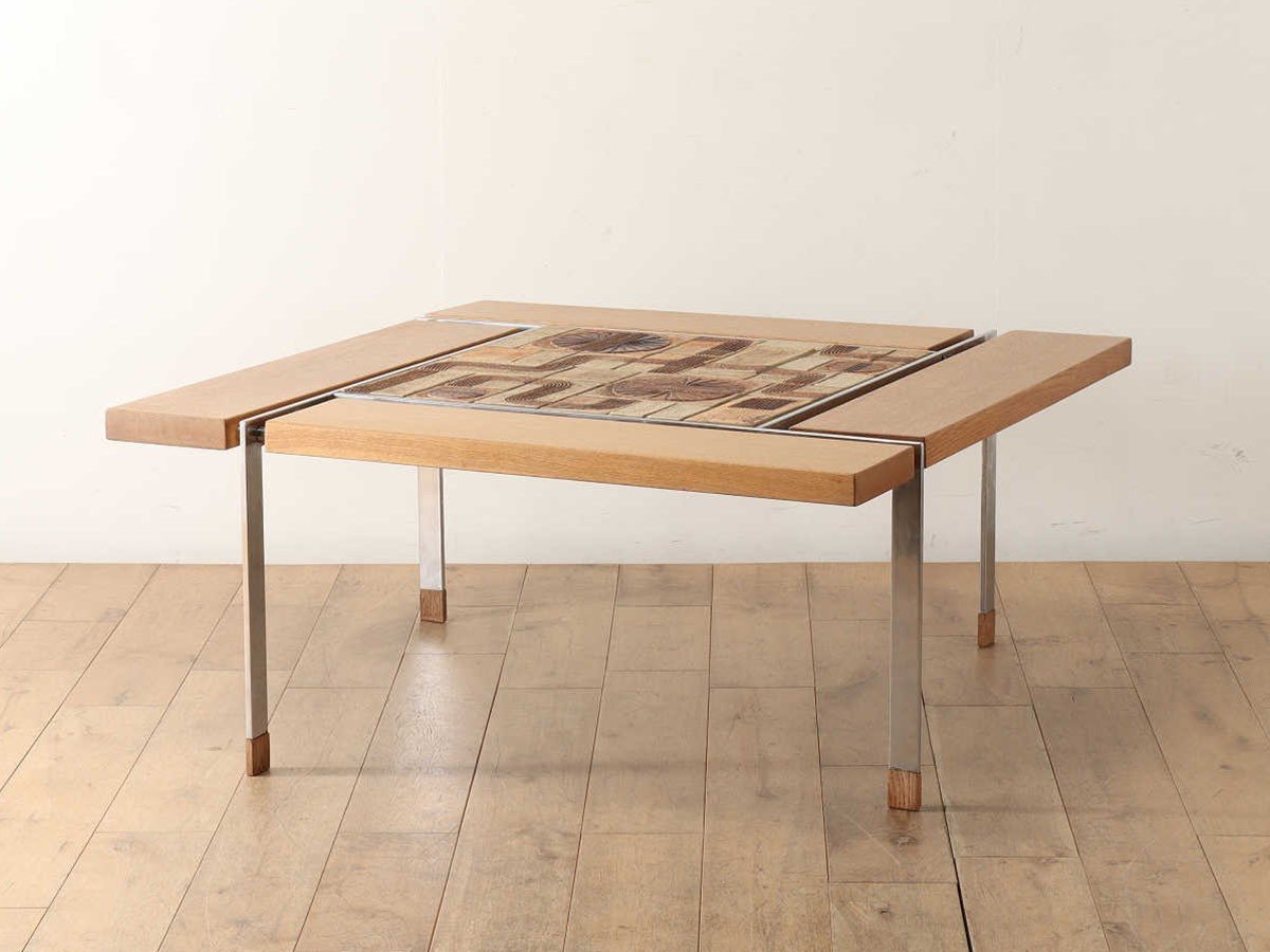 【ロイズ アンティークス/Lloyd's Antiques / GOODS】のReal Antique Ryesberg Mobler Tile Top Coffee Table / デンマークアンティーク家具 リスバーグ モブラー タイルトップコーヒーテーブル 人気、トレンドファッション・服の通販 founy(ファニー) 　アンティーク　Antique　ウッド　Wood　キャラクター　Character　テーブル　Table　フレーム　Flame　ヴィンテージ　Vintage　ホーム・キャンプ・アウトドア・お取り寄せ　Home,Garden,Outdoor,Camping Gear　家具・インテリア　Home Furniture & Interior. Stylish & Functional Living Spaces　テーブル　Table　ローテーブル・センターテーブル　Low Table/Center Table　other-2|ID: prp329100004180124 ipo3291000000031469878
