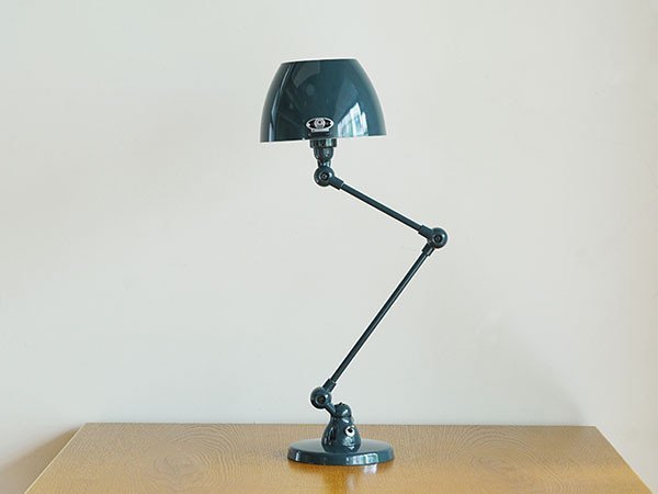 【ジェルデ/JIELDE / GOODS】のJIELDE 373 AICLER CURVE DESK LAMP / ジェルデ 373 アイクラー カーブ デスク ランプ インテリア・キッズ・メンズ・レディースファッション・服の通販 founy(ファニー) 　送料無料　Free Shipping　コンパクト　Compact　スタンダード　Standard　デスク　Desk　フランス　France　ホーム・キャンプ・アウトドア・お取り寄せ　Home,Garden,Outdoor,Camping Gear　家具・インテリア　Furniture　ライト・照明　Lighting & Light Fixtures　デスクライト・テーブルライト　Desk Light/Table Light　グラナイトグレー|ID: prp329100004185910 ipo3291000000028997091