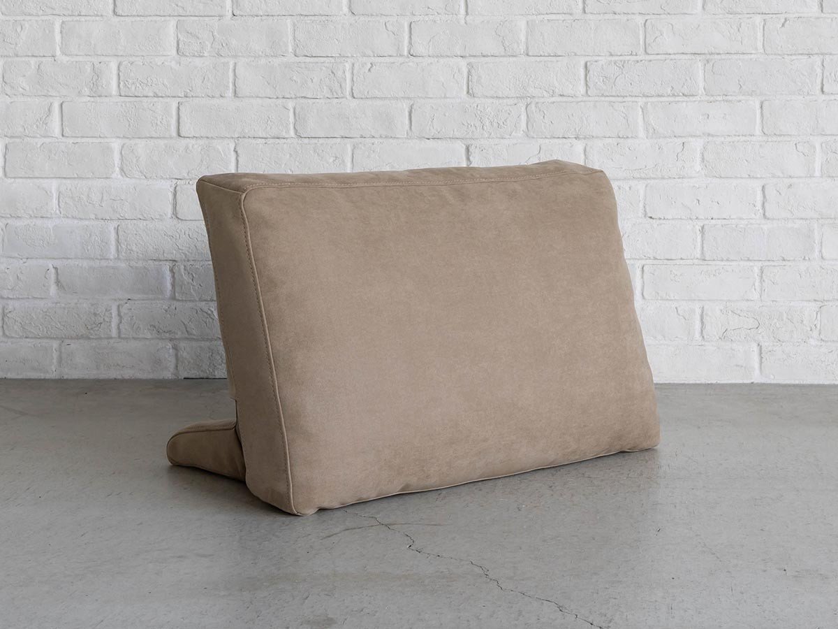 【オアシス/OASIS / GOODS】のGLOW SOFA / グロー ソファ 3人掛けベース + 背クッション2点 インテリア・キッズ・メンズ・レディースファッション・服の通販 founy(ファニー) 　クッション　Cushion　スウェード　Suede　バランス　Balance　フラット　Flat　モコモコ　Fluffy　モダン　Modern　ホーム・キャンプ・アウトドア・お取り寄せ　Home,Garden,Outdoor,Camping Gear　家具・インテリア　Furniture　ソファー　Sofa　背クッション張地:サンド(スウェード調)|ID: prp329100004185926 ipo3291000000030165739