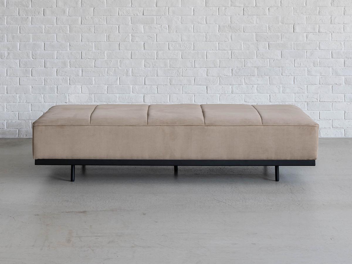 【オアシス/OASIS / GOODS】のGLOW SOFA / グロー ソファ 2.5人掛けベース インテリア・キッズ・メンズ・レディースファッション・服の通販 founy(ファニー) 　クッション　Cushion　バランス　Balance　フラット　Flat　モダン　Modern　ホーム・キャンプ・アウトドア・お取り寄せ　Home,Garden,Outdoor,Camping Gear　家具・インテリア　Furniture　ソファー　Sofa　張地:サンド(スウェード調)|ID: prp329100004185947 ipo3291000000030165944