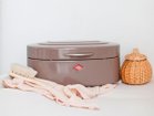 【ウェスコ/WESCO / GOODS】のSINGLE ELLY BREAD BOX / シングルエリー ブレッドボックス 人気、トレンドファッション・服の通販 founy(ファニー) 送料無料 Free Shipping オーバル Oval コンパクト Compact ステーショナリー Stationery ボックス Box ホーム・キャンプ・アウトドア・お取り寄せ Home,Garden,Outdoor,Camping Gear キッチン・ダイニング Kitchen Dining キッチン収納 Kitchen thumbnail 参考イメージ|ID: prp329100004194370 ipo3291000000029055566