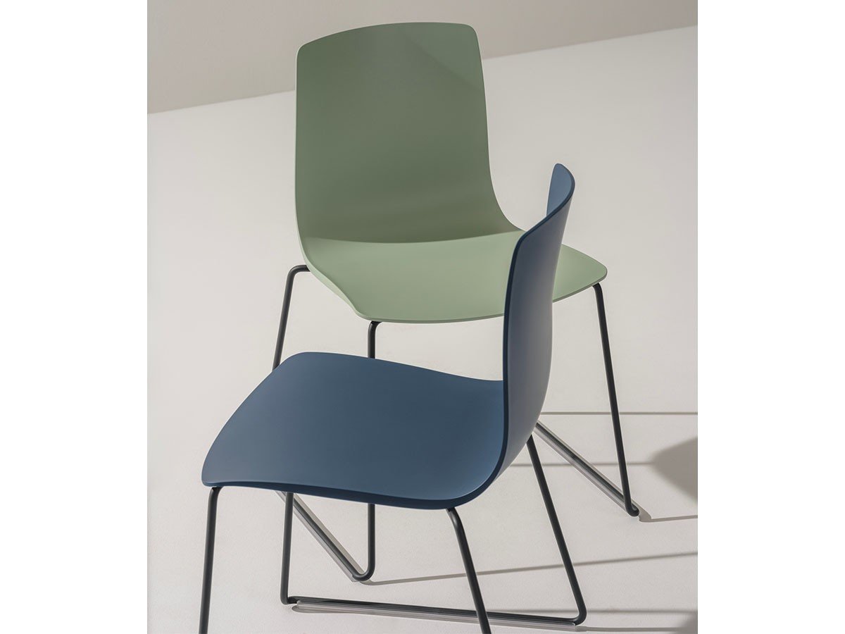 【アルペール/arper / GOODS】のAava 02 Counter Stool / アーバ 02 カウンタースツール 座面高65cm インテリア・キッズ・メンズ・レディースファッション・服の通販 founy(ファニー) 　送料無料　Free Shipping　クラシック　Classic, Timeless Style　フォルム　Silhouette, Form　ホーム・キャンプ・アウトドア・お取り寄せ　Home Living / Home & Lifestyle / Camping Gear / Outdoor Camping　家具・インテリア　Home Furniture & Interior. Stylish & Functional Living Spaces　チェア・椅子　Seating & Chairs　スツール・バースツール　Stools & Bar Stools　ホーム・キャンプ・アウトドア・お取り寄せ　Home Living / Home & Lifestyle / Camping Gear / Outdoor Camping　家具・インテリア　Home Furniture & Interior. Stylish & Functional Living Spaces　チェア・椅子　Seating & Chairs　カウンターチェア・ハイチェア　Bar Stools / High Stools　参考イメージ|ID: prp329100004204141 ipo3291000000034037569