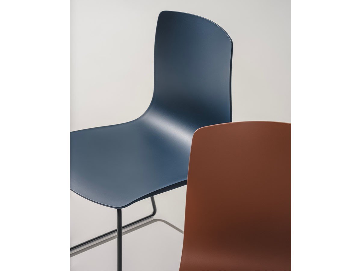 【アルペール/arper / GOODS】のAava 02 Counter Stool / アーバ 02 カウンタースツール 座面高65cm インテリア・キッズ・メンズ・レディースファッション・服の通販 founy(ファニー) 　送料無料　Free Shipping　クラシック　Classic, Timeless Style　フォルム　Silhouette, Form　ホーム・キャンプ・アウトドア・お取り寄せ　Home Living / Home & Lifestyle / Camping Gear / Outdoor Camping　家具・インテリア　Home Furniture & Interior. Stylish & Functional Living Spaces　チェア・椅子　Seating & Chairs　スツール・バースツール　Stools & Bar Stools　ホーム・キャンプ・アウトドア・お取り寄せ　Home Living / Home & Lifestyle / Camping Gear / Outdoor Camping　家具・インテリア　Home Furniture & Interior. Stylish & Functional Living Spaces　チェア・椅子　Seating & Chairs　カウンターチェア・ハイチェア　Bar Stools / High Stools　参考イメージ|ID: prp329100004204141 ipo3291000000034037570