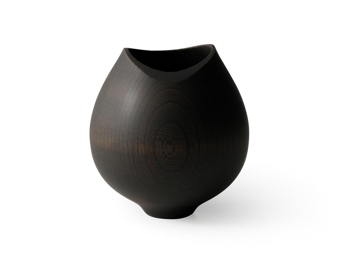 【我戸幹男商店/GATOMIKIO / GOODS】のAEKA Object Footed Vase Low / あえか オブジェクト フッテッドベース ロー インテリア・キッズ・メンズ・レディースファッション・服の通販 founy(ファニー) 　送料無料　Free Shipping　フォルム　Form　フラワー　Flower　エレガント 上品　Elegant　ホーム・キャンプ・アウトドア・お取り寄せ　Home,Garden,Outdoor,Camping Gear　家具・インテリア　Furniture　その他 インテリア雑貨、家具　Furniture, Interior, Others　ブラック|ID: prp329100004204243 ipo3291000000029128389