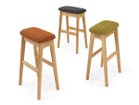 【テオリ/TEORI / GOODS】のKITCHEN STOOL / キッチン スツール 左から: スコーネ オレンジ(F1 ファブリック)、ベスパ チャコールグレー(F1 ファブリック)、|ID: prp329100004210409 ipo3291000000035911005
