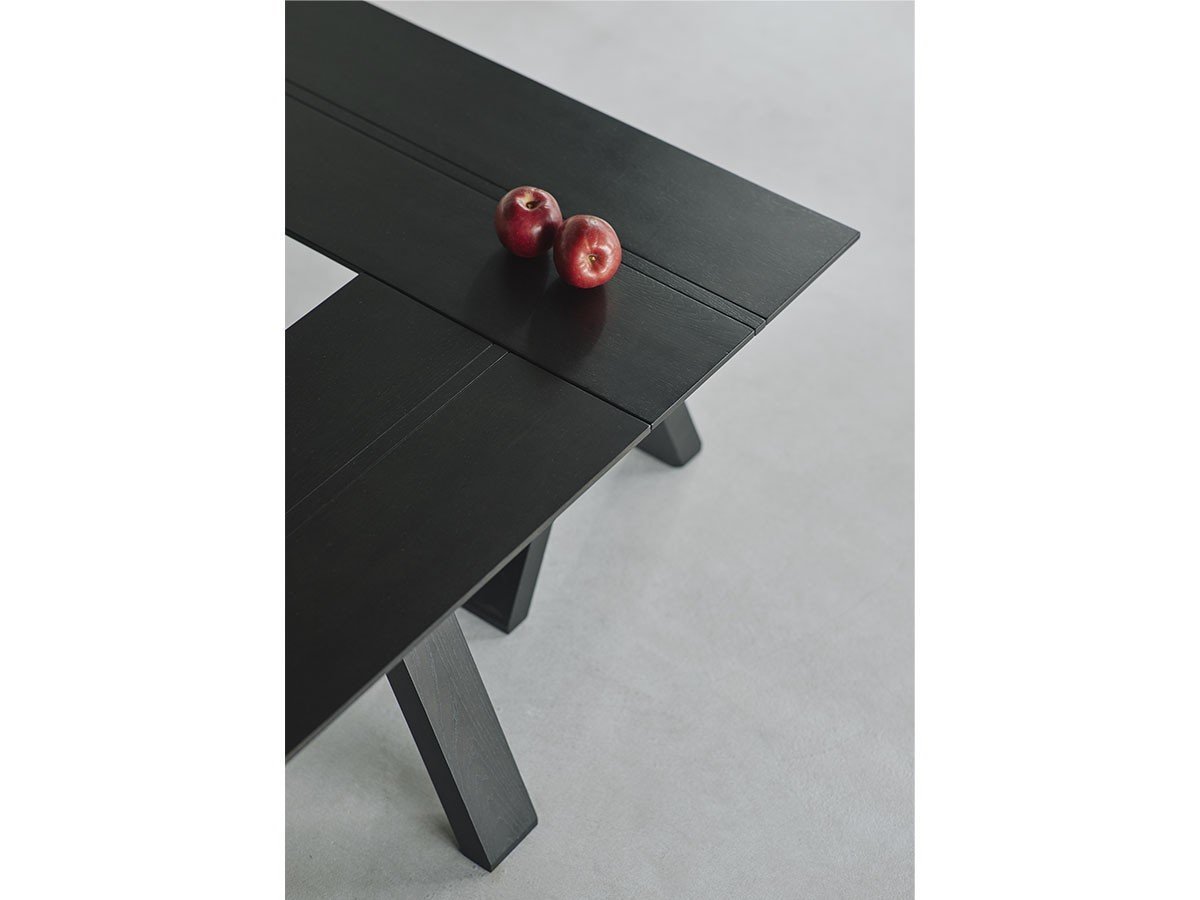 【カリモクニュースタンダード/KARIMOKU NEW STANDARD / GOODS】のSPECTRUM BENCH 180 / スペクトラムベンチ 180 インテリア・キッズ・メンズ・レディースファッション・服の通販 founy(ファニー) 　エレガント 上品　Elegant　テーブル　Table, Dining Table　ホーム・キャンプ・アウトドア・お取り寄せ　Home Living / Home & Lifestyle / Camping Gear / Outdoor Camping　家具・インテリア　Home Furniture & Interior. Stylish & Functional Living Spaces　チェア・椅子　Seating & Chairs　ダイニングベンチ・玄関ベンチ　Bench & Dining Benches　Photographer:Masaaki Inoue, Bouillon|ID: prp329100004214083 ipo3291000000033275820