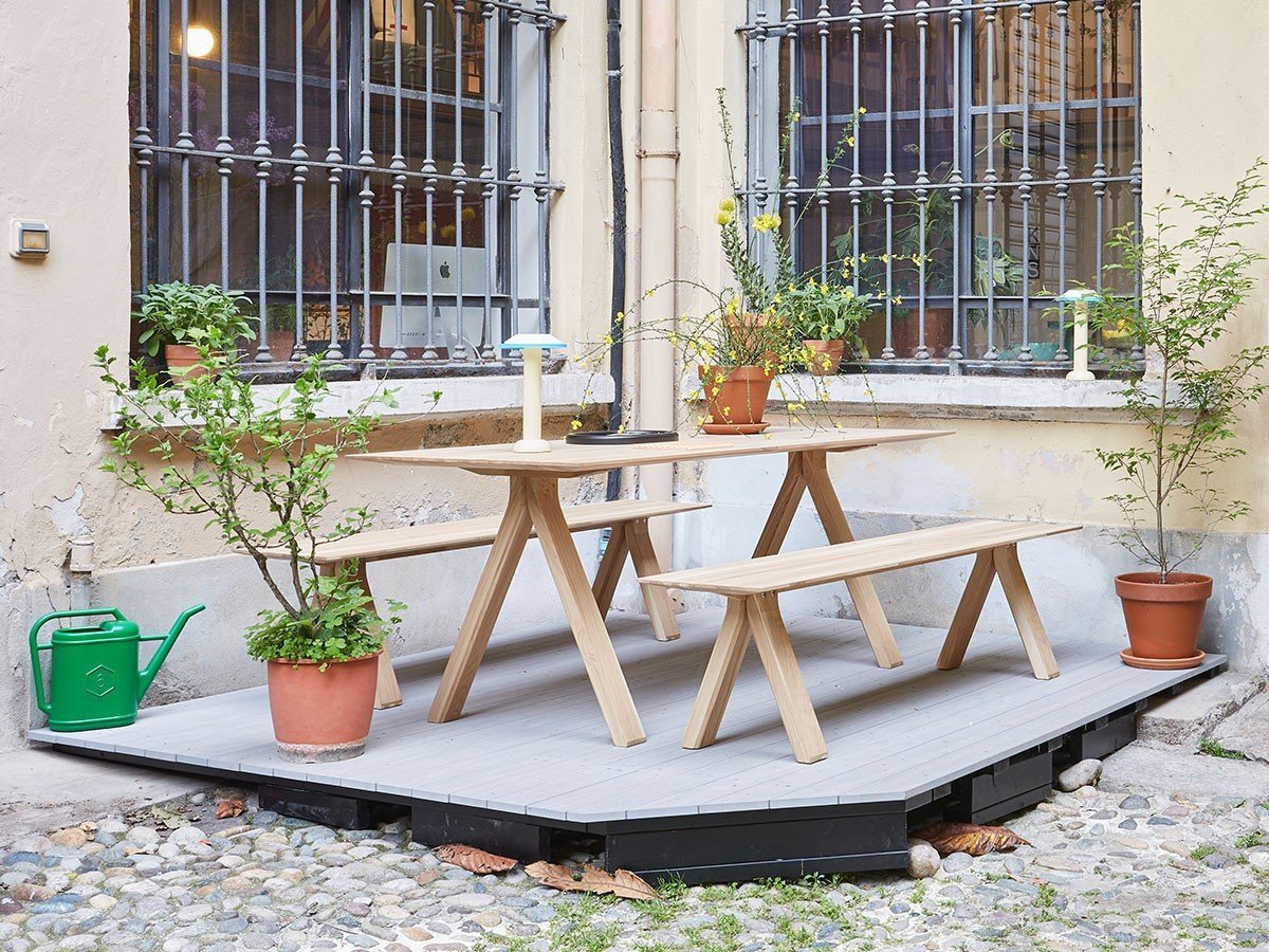 【カリモクニュースタンダード/KARIMOKU NEW STANDARD / GOODS】のSPECTRUM BENCH 180 / スペクトラムベンチ 180 インテリア・キッズ・メンズ・レディースファッション・服の通販 founy(ファニー) 　エレガント 上品　Elegant　テーブル　Table, Dining Table　ホーム・キャンプ・アウトドア・お取り寄せ　Home Living / Home & Lifestyle / Camping Gear / Outdoor Camping　家具・インテリア　Home Furniture & Interior. Stylish & Functional Living Spaces　チェア・椅子　Seating & Chairs　ダイニングベンチ・玄関ベンチ　Bench & Dining Benches　|ID: prp329100004214083 ipo3291000000033275821