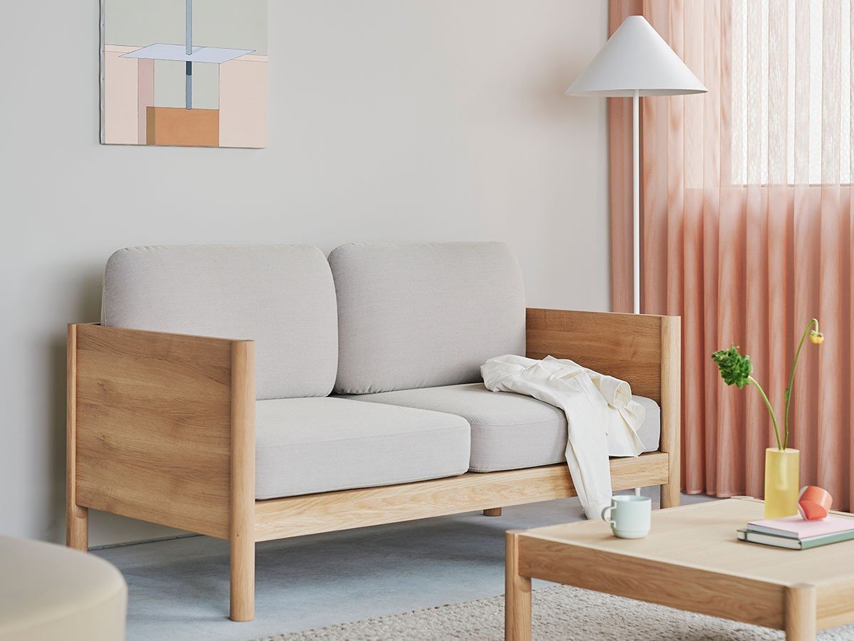 【カリモクニュースタンダード/KARIMOKU NEW STANDARD / GOODS】のCASTOR LOBBY SOFA PLUS 2-SEATER / キャストール ロビーソファー プラス 2シーター インテリア・キッズ・メンズ・レディースファッション・服の通販 founy(ファニー) 　エレガント 上品　Elegant　クッション　Cushion, Throw Pillow　ファブリック　Fabric, Textile　フレーム　Frame, Outline　リラックス　Relax, Relaxed Fit　ホーム・キャンプ・アウトドア・お取り寄せ　Home Living / Home & Lifestyle / Camping Gear / Outdoor Camping　家具・インテリア　Home Furniture & Interior. Stylish & Functional Living Spaces　ソファー　Couches & Sofas　Photographer:Masaaki Inoue, Bouillon|ID: prp329100004214089 ipo3291000000033344590