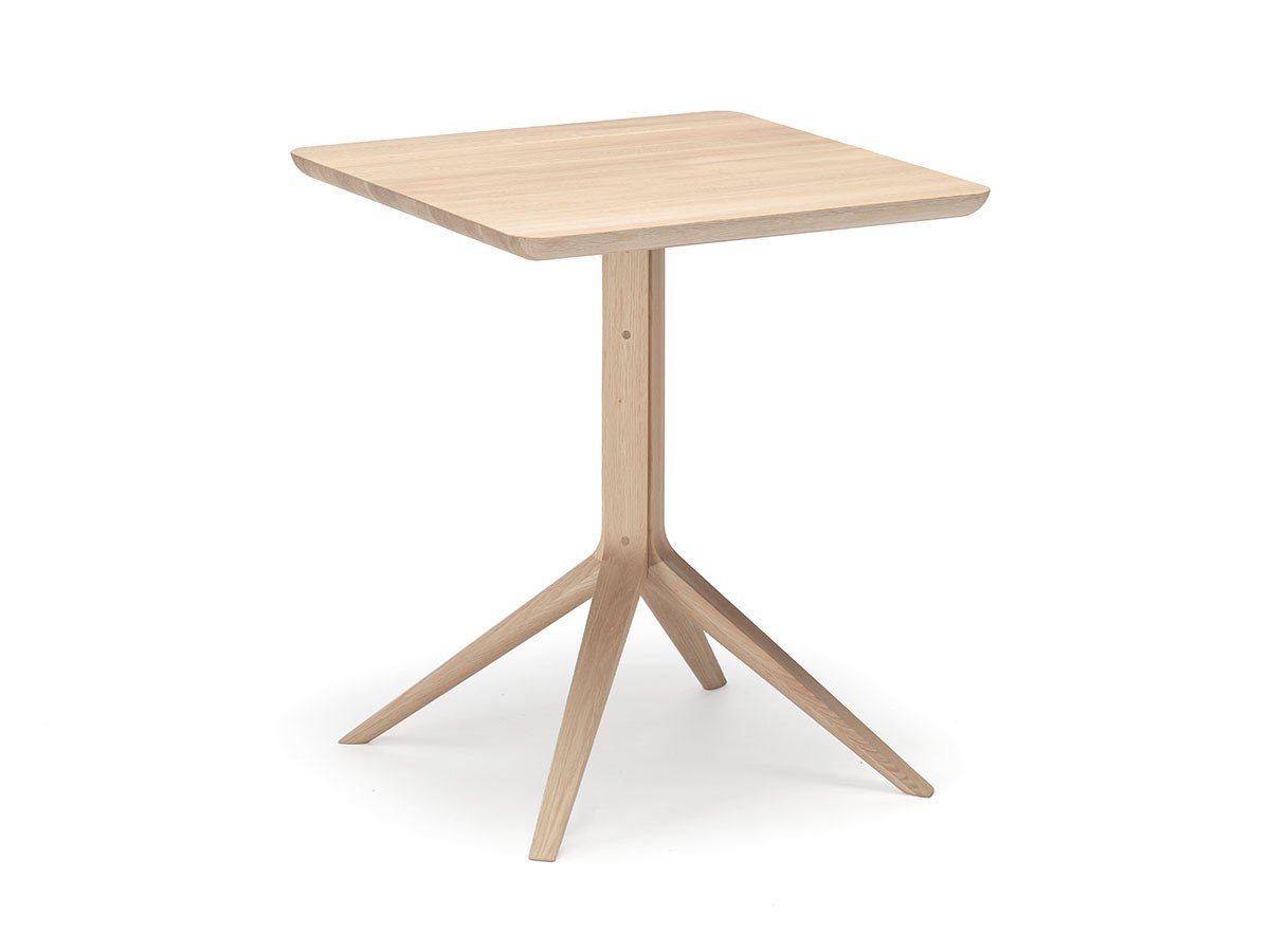 【カリモクニュースタンダード/KARIMOKU NEW STANDARD / GOODS】のSCOUT BISTRO TABLE SQUARE / スカウト ビストロ テーブル スクエア 人気、トレンドファッション・服の通販 founy(ファニー) 　送料無料　Free Shipping　エレガント 上品　Elegant　コンパクト　Compact　シンプル　Simple　スクエア　Square　テーブル　Table　ホーム・キャンプ・アウトドア・お取り寄せ　Home,Garden,Outdoor,Camping Gear　家具・インテリア　Furniture　テーブル　Table　カフェテーブル　Cafe Table　 other-1|ID: prp329100004214100 ipo3291000000029225888