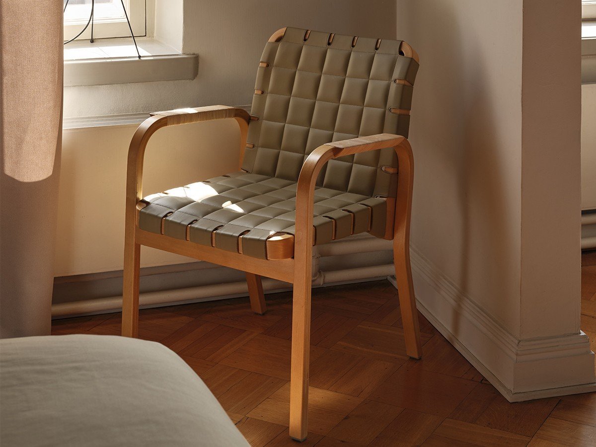 【アルテック/artek / GOODS】のARMCHAIR 45 / アームチェア 45(キルティングレザー / ラタン巻アーム) 人気、トレンドファッション・服の通販 founy(ファニー) 　キルティング　Quilted, Quilting　コレクション　Collection, Seasonal Line　シンプル　Simple, Minimal　テーブル　Table, Dining Table　デスク　Desk, Work Desk　フレーム　Frame, Outline　ラタン　Rattan, Woven Rattan　リラックス　Relax, Relaxed Fit　送料無料　Free Shipping　ホーム・キャンプ・アウトドア・お取り寄せ　Home Living / Home & Lifestyle / Camping Gear / Outdoor Camping　家具・インテリア　Home Furniture & Interior. Stylish & Functional Living Spaces　チェア・椅子　Seating & Chairs　ダイニングチェア・木製チェア　Dining Chairs　ホーム・キャンプ・アウトドア・お取り寄せ　Home Living / Home & Lifestyle / Camping Gear / Outdoor Camping　家具・インテリア　Home Furniture & Interior. Stylish & Functional Living Spaces　チェア・椅子　Seating & Chairs　アームチェア・アクセントチェア　Armchairs & Accent Chairs　other-4|ID: prp329100004215119 ipo3291000000031467920