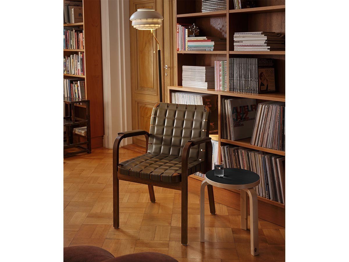 【アルテック/artek / GOODS】のARMCHAIR 45 / アームチェア 45(キルティングレザー / レザーカバーアーム) 人気、トレンドファッション・服の通販 founy(ファニー) 　キルティング　Quilted, Quilting　コレクション　Collection, Seasonal Line　シンプル　Simple, Minimal　テーブル　Table, Dining Table　デスク　Desk, Work Desk　フラット　Flat, Flat Shoes　フレーム　Frame, Outline　リラックス　Relax, Relaxed Fit　送料無料　Free Shipping　ホーム・キャンプ・アウトドア・お取り寄せ　Home Living / Home & Lifestyle / Camping Gear / Outdoor Camping　家具・インテリア　Home Furniture & Interior. Stylish & Functional Living Spaces　チェア・椅子　Seating & Chairs　ダイニングチェア・木製チェア　Dining Chairs　ホーム・キャンプ・アウトドア・お取り寄せ　Home Living / Home & Lifestyle / Camping Gear / Outdoor Camping　家具・インテリア　Home Furniture & Interior. Stylish & Functional Living Spaces　チェア・椅子　Seating & Chairs　アームチェア・アクセントチェア　Armchairs & Accent Chairs　other-6|ID: prp329100004215120 ipo3291000000031467927