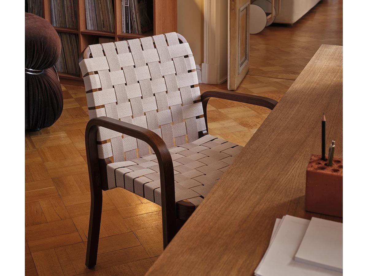 【アルテック/artek / GOODS】のARMCHAIR 45 / アームチェア 45(リネンウェビングテープ / レザーカバーアーム) 人気、トレンドファッション・服の通販 founy(ファニー) 　キルティング　Quilted, Quilting　コレクション　Collection, Seasonal Line　シンプル　Simple, Minimal　テーブル　Table, Dining Table　デスク　Desk, Work Desk　フラット　Flat, Flat Shoes　フレーム　Frame, Outline　リラックス　Relax, Relaxed Fit　送料無料　Free Shipping　ホーム・キャンプ・アウトドア・お取り寄せ　Home Living / Home & Lifestyle / Camping Gear / Outdoor Camping　家具・インテリア　Home Furniture & Interior. Stylish & Functional Living Spaces　チェア・椅子　Seating & Chairs　ダイニングチェア・木製チェア　Dining Chairs　ホーム・キャンプ・アウトドア・お取り寄せ　Home Living / Home & Lifestyle / Camping Gear / Outdoor Camping　家具・インテリア　Home Furniture & Interior. Stylish & Functional Living Spaces　チェア・椅子　Seating & Chairs　アームチェア・アクセントチェア　Armchairs & Accent Chairs　other-6|ID: prp329100004215122 ipo3291000000031467937