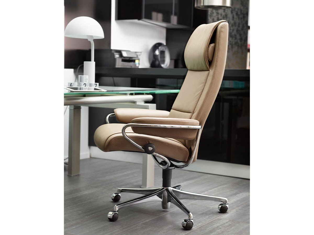 【ストレスレス/Stressless / GOODS】のStressless Paris Office High Back / ストレスレス パリ オフィス ハイバック(フンギ / クロム) 人気、トレンドファッション・服の通販 founy(ファニー) 　コーティング　Coating　人気　Popularity　モダン　Modern　リラックス　Relax　ワーク　Work　ホーム・キャンプ・アウトドア・お取り寄せ　Home,Garden,Outdoor,Camping Gear　家具・インテリア　Home Furniture & Interior. Stylish & Functional Living Spaces　チェア・椅子　Chair　オフィスチェア・デスクチェア　Office Chair/Desk Chair　ホーム・キャンプ・アウトドア・お取り寄せ　Home,Garden,Outdoor,Camping Gear　家具・インテリア　Home Furniture & Interior. Stylish & Functional Living Spaces　チェア・椅子　Chair　リクライニングチェア　Recliner Chair　other-2|ID: prp329100004233458 ipo3291000000031467353