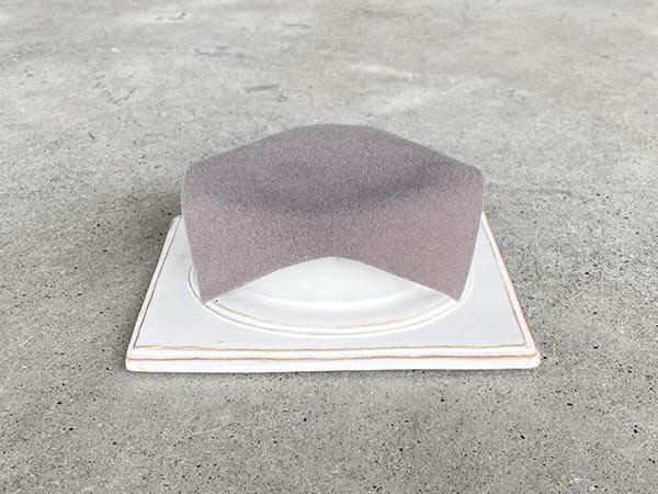 【ミシンポタリークリエーション/MISHIM POTTERY CREATION / GOODS】のStiLL oval plate + stand / スティル オーバルプレート + スタンド(藍墨茶) インテリア・キッズ・メンズ・レディースファッション・服の通販 founy(ファニー) 　アクセサリー　Fashion Accessories　アンティーク　Antique-Inspired　オーバル　Oval Design　スタンド　Stand Collar, Upright Stand　皿　Plate, Dish　テーブル　Table, Dining Table　デザート　Dessert, Sweet Treat　ハンド　Hand, Handmade　プレート　Plate, Dish　送料無料　Free Shipping　|ID: prp329100004239722 ipo3291000000030161989