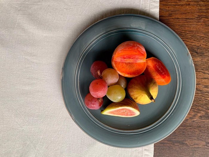 【ミシンポタリークリエーション/MISHIM POTTERY CREATION / GOODS】のStiLL round plate L / スティル ラウンドプレート L(藍墨茶) インテリア・キッズ・メンズ・レディースファッション・服の通販 founy(ファニー) https://founy.com/ アンティーク Antique シンプル Simple 皿 Dish テーブル Table ハンド Hand プレート Plate ラウンド Round |ID: prp329100004239730 ipo3291000000030162041