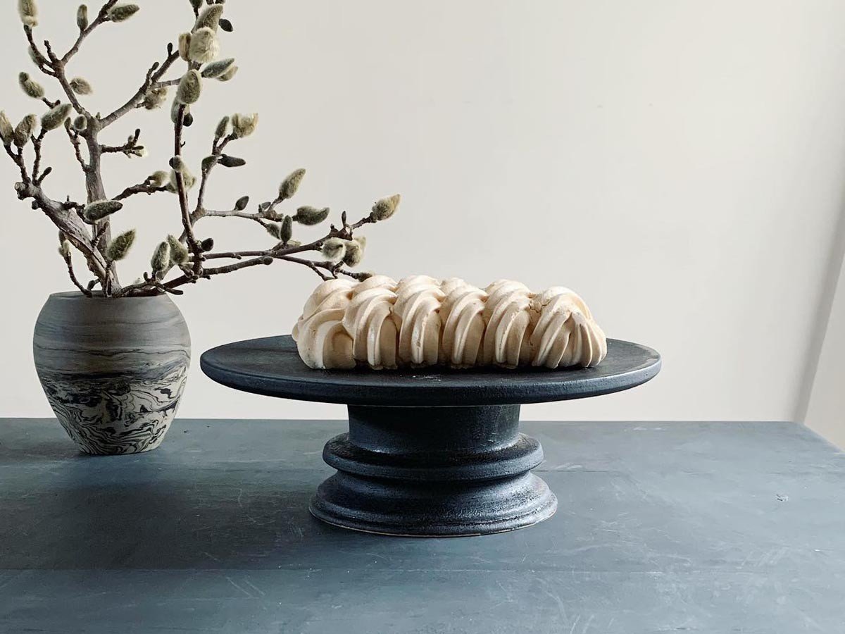 【ミシンポタリークリエーション/MISHIM POTTERY CREATION / GOODS】のfractal cake stand L susu / フラクタル ケーキスタンド L(スス) 人気、トレンドファッション・服の通販 founy(ファニー) 　ガラス　Glass, Glassware　クラシカル　Classical, Vintage-Inspired　コレクション　Collection, Seasonal Line　シェイプ　Shape, Slim Fit　シンプル　Simple, Minimal　スタンド　Stand Collar, Upright Stand　センター　Center, Center Line　皿　Plate, Dish　テーブル　Table, Dining Table　フラット　Flat, Flat Shoes　送料無料　Free Shipping　other-3|ID: prp329100004239753 ipo3291000000031467243