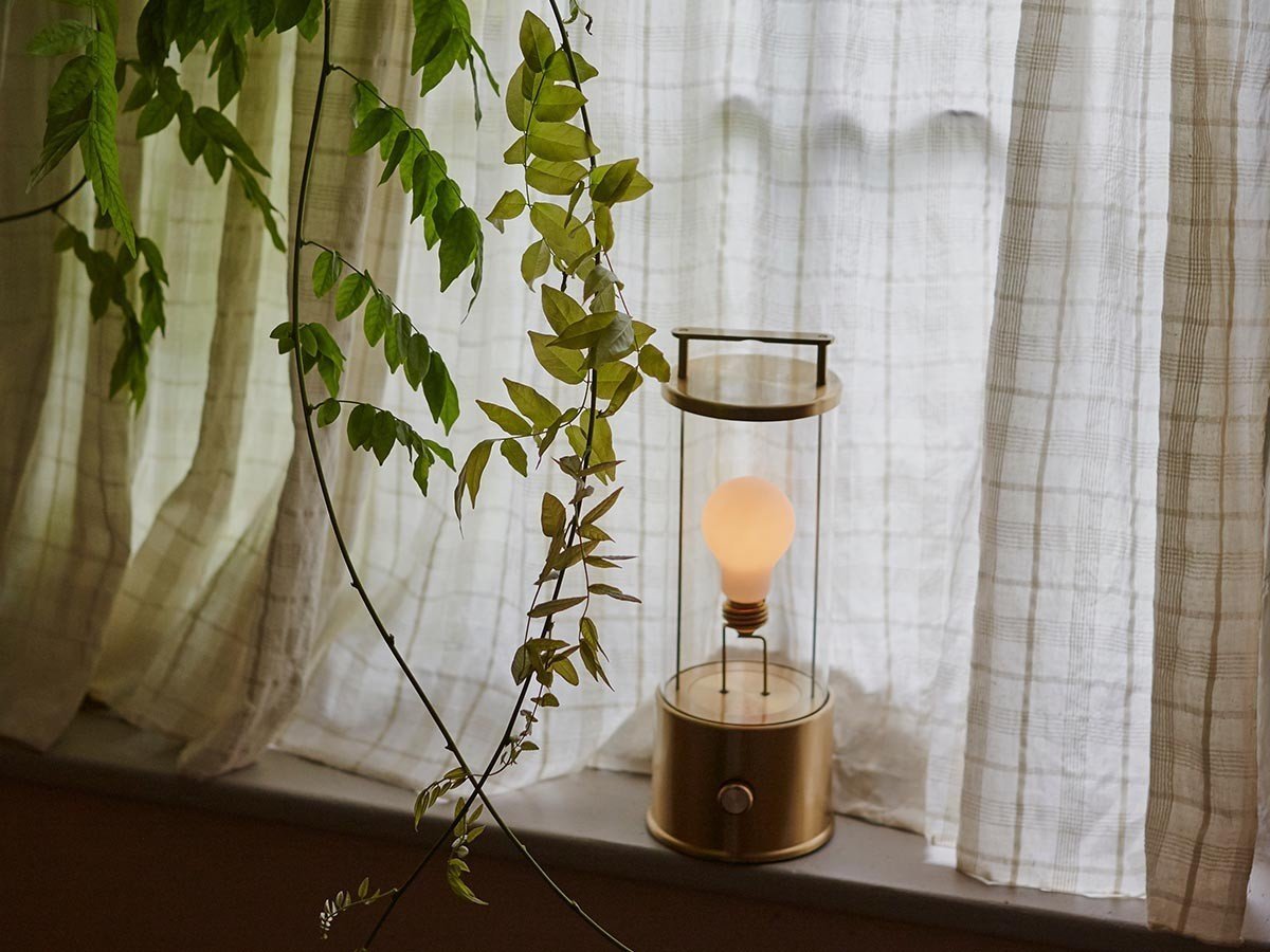 【タラ/tala / GOODS】のTHE MUSE PORTABLE SOLID BRASS / ザ・ミューズ ポータブル(ソリッドブラス) 人気、トレンドファッション・服の通販 founy(ファニー) 　アウトドア　Outdoor Clothing　ガーデン　Garden, Gardening　スマート　Smart, Elegant　テーブル　Table, Dining Table　ミックス　Mix, Mixed Style　ロンドン　London Style, British Inspired　送料無料　Free Shipping　おすすめ　Recommended / Our Picks　ホーム・キャンプ・アウトドア・お取り寄せ　Home Living / Home & Lifestyle / Camping Gear / Outdoor Camping　家具・インテリア　Home Furniture & Interior. Stylish & Functional Living Spaces　ライト・照明　Lamps & Lighting Fixtures　other-3|ID: prp329100004259273 ipo3291000000031466466