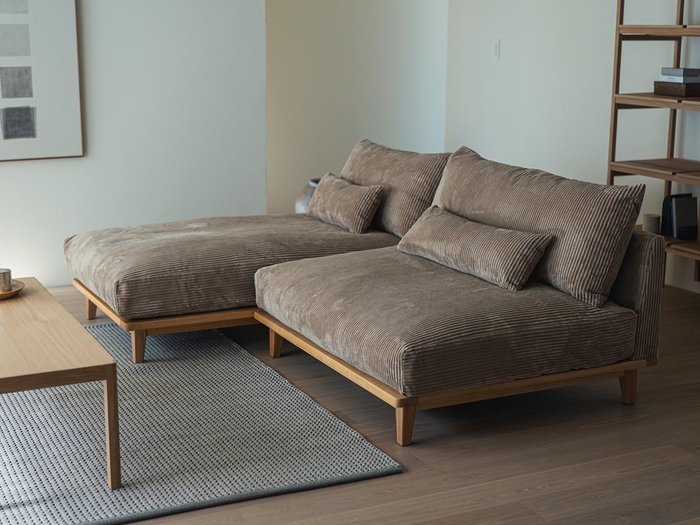 【フミ/Fumi / GOODS】の幸せになるソファ / 幸せになるソファ ワイド + ロング(コーデュロイ) インテリア・キッズ・メンズ・レディースファッション・服の通販 founy(ファニー) https://founy.com/ クッション Cushion, Throw Pillow コーデュロイ Corduroy, Cord Fabric スマート Smart, Elegant タオル Towel, Bath Towel テーブル Table, Dining Table フェザー Feather, Feather Detail ロング Long, Long-Length ワイド Wide, Wide Fit 冬 Winter / This Winter おすすめ Recommended / Our Picks 夏 Summer ホーム・キャンプ・アウトドア・お取り寄せ Home Living / Home & Lifestyle / Camping Gear / Outdoor Camping 家具・インテリア Home Furniture & Interior. Stylish & Functional Living Spaces その他 インテリア雑貨、家具 Home Decor & Furniture Extras |ID: prp329100004263890 ipo3291000000030161061