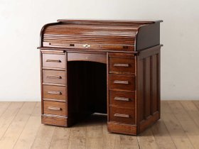 【ロイズ アンティークス/Lloyd's Antiques / GOODS】のReal Antique Roll Top Desk / 英国アンティーク家具 ロールトップデスク QD001031 人気、トレンドファッション・服の通販 founy(ファニー) アンティーク Antique デスク Desk ホーム・キャンプ・アウトドア・お取り寄せ Home,Garden,Outdoor,Camping Gear 家具・インテリア Furniture その他 インテリア雑貨、家具 Furniture, Interior, Others |ID:prp329100004267805