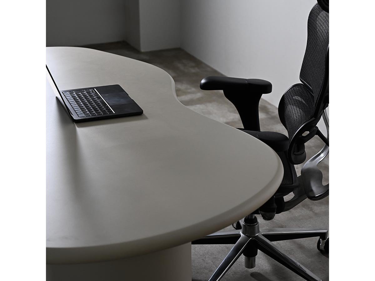 【オルグ/OLGUE / GOODS】のSurround Dining Table / サラウンド ダイニングテーブル 幅200cm インテリア・キッズ・メンズ・レディースファッション・服の通販 founy(ファニー) 　アシンメトリー　Asymmetrical Style　ストーン　Stone, Gem-Like　テーブル　Table, Dining Table　フォルム　Silhouette, Form　ホーム・キャンプ・アウトドア・お取り寄せ　Home Living / Home & Lifestyle / Camping Gear / Outdoor Camping　家具・インテリア　Home Furniture & Interior. Stylish & Functional Living Spaces　テーブル　Dining, Coffee & Side Tables　ダイニングテーブル・食卓テーブル　Dining Tables　参考イメージ|ID: prp329100004315702 ipo3291000000034104537