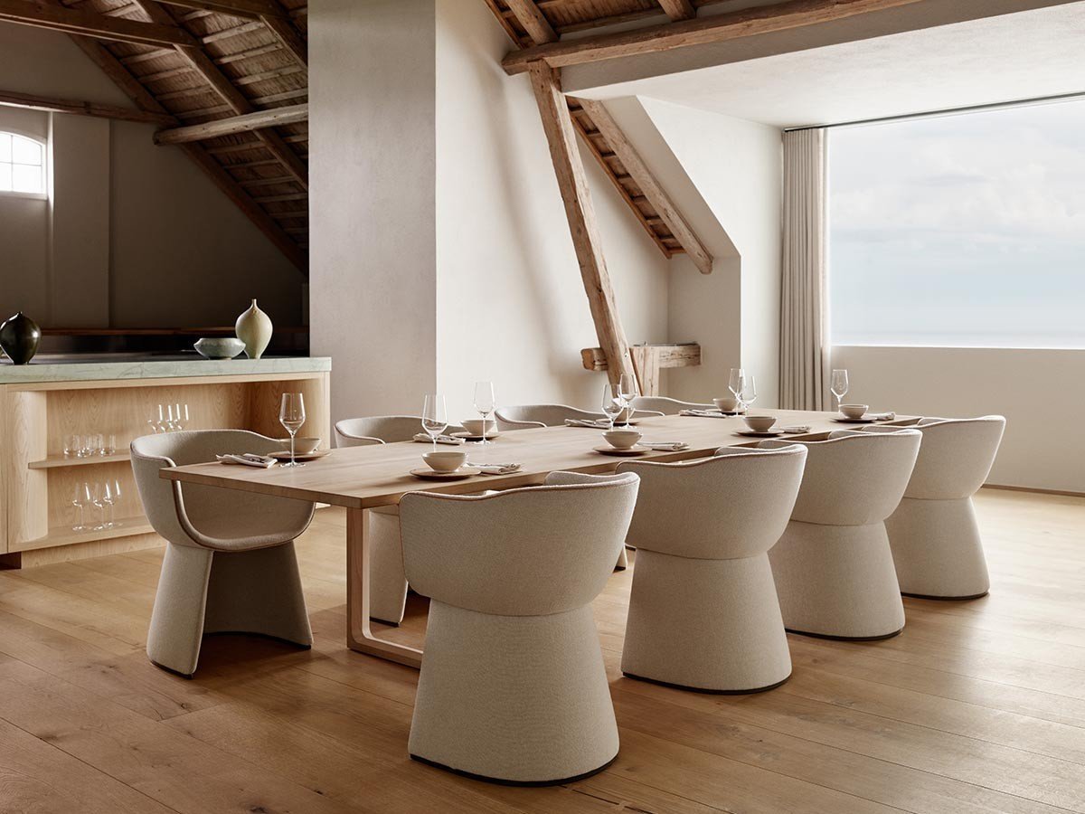 【フリッツ ハンセン/FRITZ HANSEN / GOODS】のMONOLIT / モノリット ダイニングチェア レザーパイピングなし CM220 インテリア・キッズ・メンズ・レディースファッション・服の通販 founy(ファニー) 　送料無料　Free Shipping　フォルム　Silhouette, Form　ホーム・キャンプ・アウトドア・お取り寄せ　Home Living / Home & Lifestyle / Camping Gear / Outdoor Camping　家具・インテリア　Home Furniture & Interior. Stylish & Functional Living Spaces　チェア・椅子　Seating & Chairs　ダイニングチェア・木製チェア　Dining Chairs　参考イメージ|ID: prp329100004319144 ipo3291000000034696445