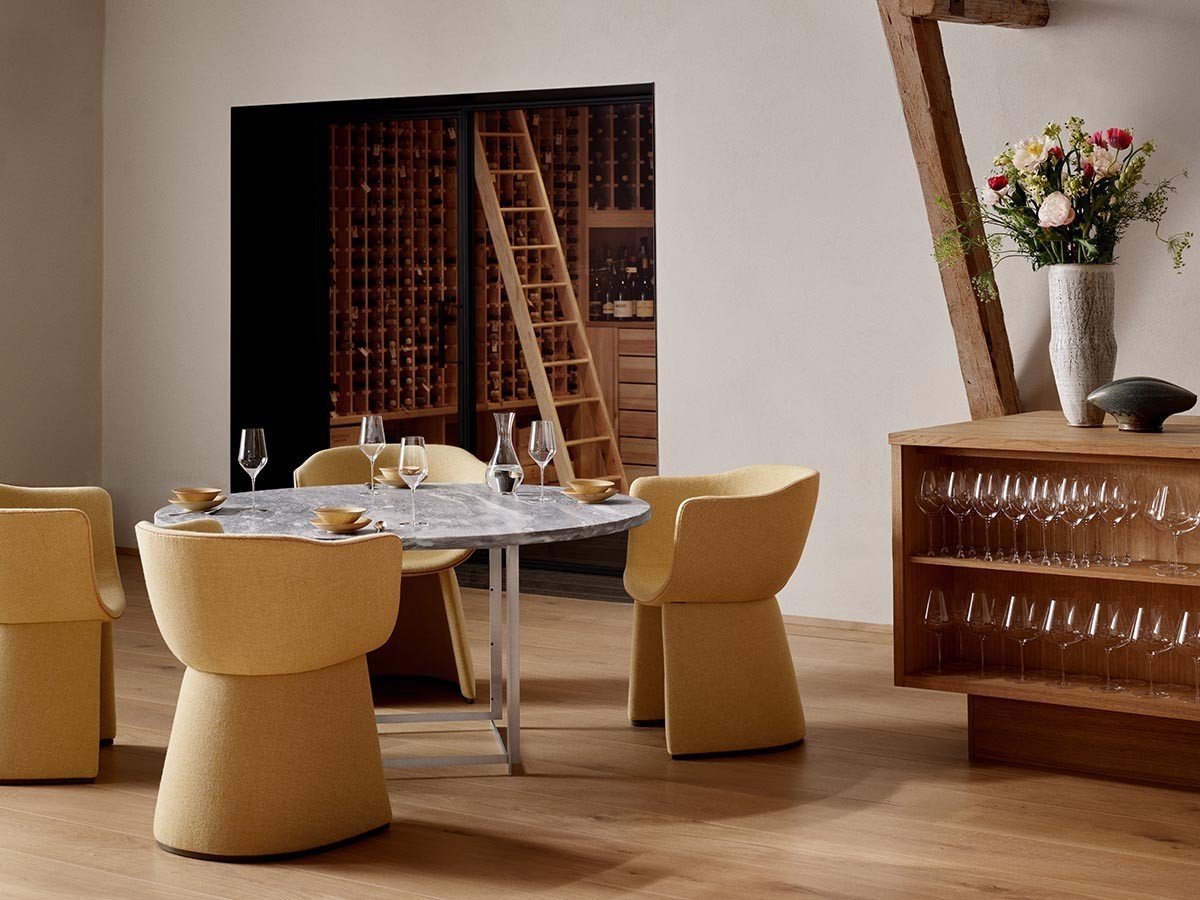 【フリッツ ハンセン/FRITZ HANSEN / GOODS】のMONOLIT / モノリット ダイニングチェア レザーパイピングなし CM220 インテリア・キッズ・メンズ・レディースファッション・服の通販 founy(ファニー) 　送料無料　Free Shipping　フォルム　Silhouette, Form　ホーム・キャンプ・アウトドア・お取り寄せ　Home Living / Home & Lifestyle / Camping Gear / Outdoor Camping　家具・インテリア　Home Furniture & Interior. Stylish & Functional Living Spaces　チェア・椅子　Seating & Chairs　ダイニングチェア・木製チェア　Dining Chairs　参考イメージ|ID: prp329100004319144 ipo3291000000034696454