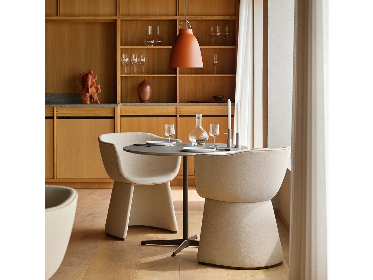 【フリッツ ハンセン/FRITZ HANSEN / GOODS】のMONOLIT / モノリット ダイニングチェア レザーパイピングなし CM220 インテリア・キッズ・メンズ・レディースファッション・服の通販 founy(ファニー) 　送料無料　Free Shipping　フォルム　Silhouette, Form　ホーム・キャンプ・アウトドア・お取り寄せ　Home Living / Home & Lifestyle / Camping Gear / Outdoor Camping　家具・インテリア　Home Furniture & Interior. Stylish & Functional Living Spaces　チェア・椅子　Seating & Chairs　ダイニングチェア・木製チェア　Dining Chairs　参考イメージ|ID: prp329100004319144 ipo3291000000034696456