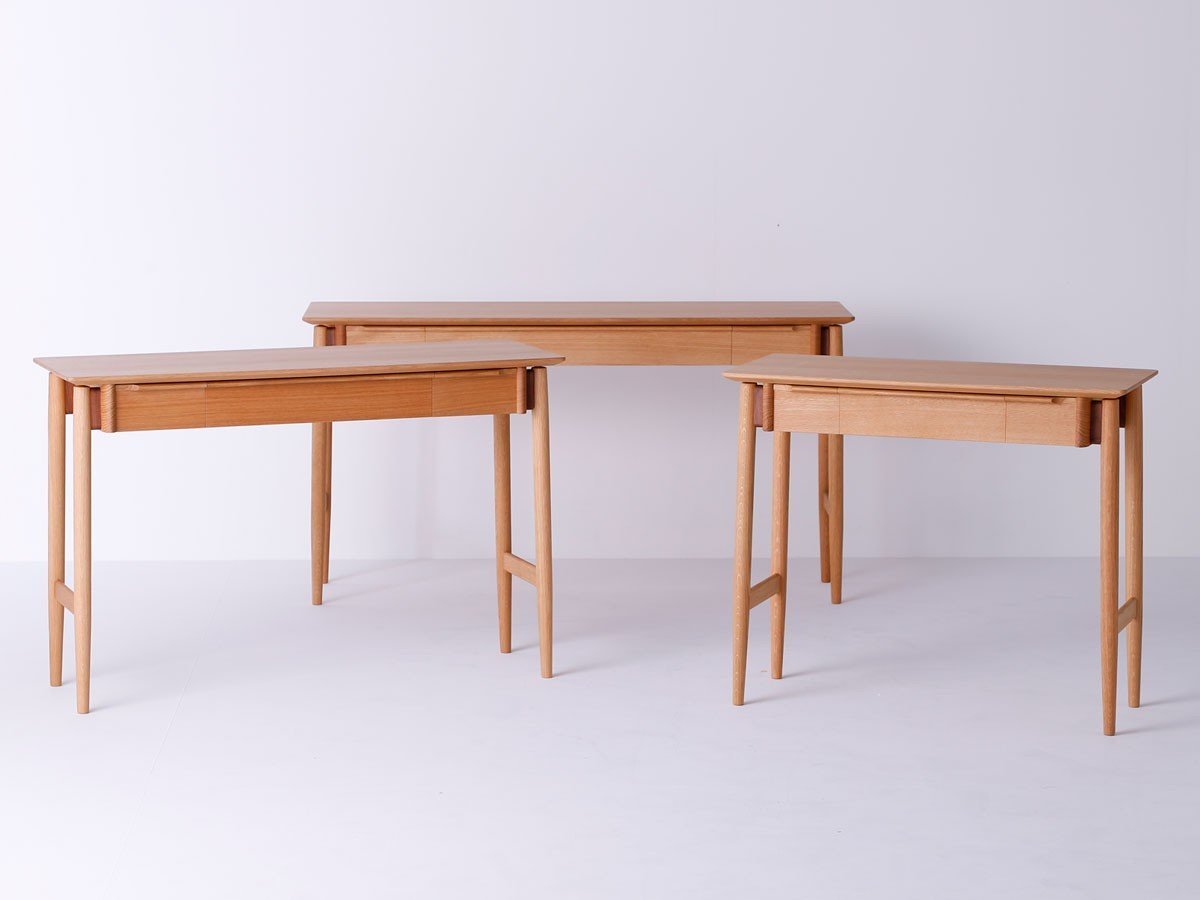 【日進木工/NISSHIN MOKKOU / GOODS】のWHITE WOOD Desk / ホワイトウッド デスク 幅110cm インテリア・キッズ・メンズ・レディースファッション・服の通販 founy(ファニー) 　送料無料　Free Shipping　ウッド　Wood　ステーショナリー　Stationery　デスク　Desk　ホーム・キャンプ・アウトドア・お取り寄せ　Home,Garden,Outdoor,Camping Gear　家具・インテリア　Home Furniture & Interior. Stylish & Functional Living Spaces　その他 インテリア雑貨、家具　Furniture, Interior, Others　3サイズ展開です。左から:幅110cm(本商品)、幅135cm、幅85cm|ID: prp329100004356393 ipo3291000000030439191