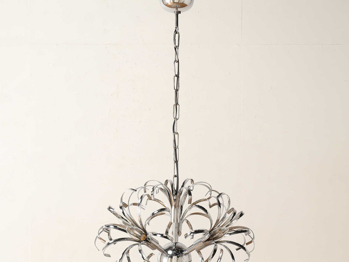 【ロイズ アンティークス/Lloyd's Antiques / GOODS】のReal Antique Sciolari Chrome Ceiling Lamp / イタリアアンティーク家具 ショラーリ クロムシーリングランプ 人気、トレンドファッション・服の通販 founy(ファニー) 　アンティーク　Antique　イタリア　Italy　メタル　Metal　モダン　Modern　ホーム・キャンプ・アウトドア・お取り寄せ　Home,Garden,Outdoor,Camping Gear　家具・インテリア　Home Furniture & Interior. Stylish & Functional Living Spaces　ライト・照明　Lighting & Light Fixtures　ペンダントライト　Pendant Light　ホーム・キャンプ・アウトドア・お取り寄せ　Home,Garden,Outdoor,Camping Gear　家具・インテリア　Home Furniture & Interior. Stylish & Functional Living Spaces　ライト・照明　Lighting & Light Fixtures　シャンデリア　Chandelier　other-3|ID: prp329100004378369 ipo3291000000031462241