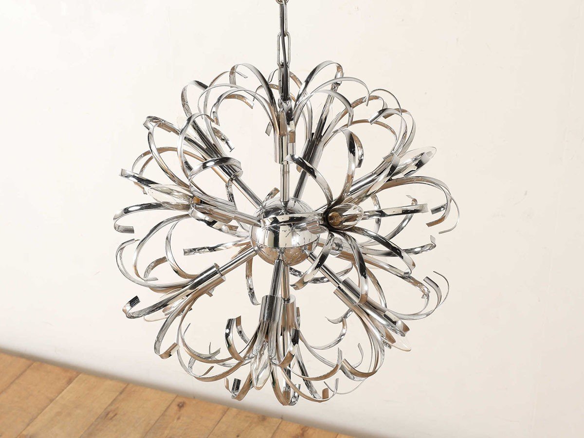 【ロイズ アンティークス/Lloyd's Antiques / GOODS】のReal Antique Sciolari Chrome Ceiling Lamp / イタリアアンティーク家具 ショラーリ クロムシーリングランプ 人気、トレンドファッション・服の通販 founy(ファニー) 　アンティーク　Antique　イタリア　Italy　メタル　Metal　モダン　Modern　ホーム・キャンプ・アウトドア・お取り寄せ　Home,Garden,Outdoor,Camping Gear　家具・インテリア　Home Furniture & Interior. Stylish & Functional Living Spaces　ライト・照明　Lighting & Light Fixtures　ペンダントライト　Pendant Light　ホーム・キャンプ・アウトドア・お取り寄せ　Home,Garden,Outdoor,Camping Gear　家具・インテリア　Home Furniture & Interior. Stylish & Functional Living Spaces　ライト・照明　Lighting & Light Fixtures　シャンデリア　Chandelier　other-5|ID: prp329100004378369 ipo3291000000031462245