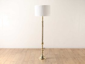 【ロイズ アンティークス/Lloyd's Antiques / GOODS】 Real Antique Brass Floor Lamp / 英国アンティーク家具 ブラスフロアランプ人気、トレンドファッション・服の通販 founy(ファニー) アンティーク Antique エレガント 上品 Elegant ツイスト Twist テクスチャー Texture プリーツ Pleats ヴィンテージ Vintage ホーム・キャンプ・アウトドア・お取り寄せ Home,Garden,Outdoor,Camping Gear 家具・インテリア Furniture ライト・照明 Lighting & Light Fixtures フロアライト・スタンドライト Floor Light/Stand Light |ID:prp329100004378370